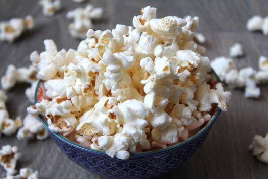 Microwave Popcorn - A Quick & Easy Snack!